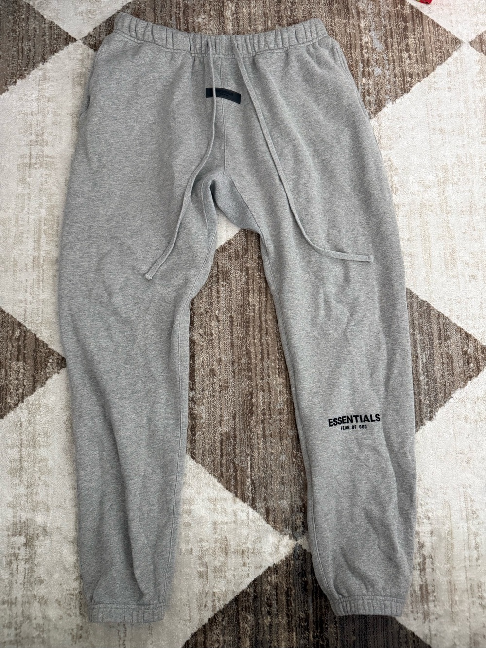 ESSENTIALS Men’s Light Gray Joggers XL